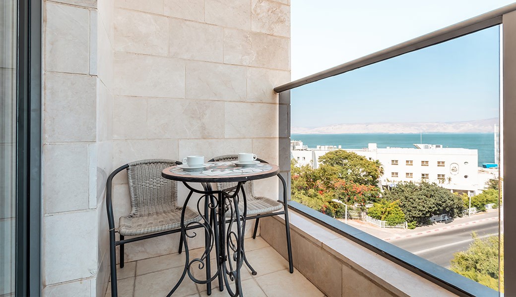 חדר טריפל מבט לים